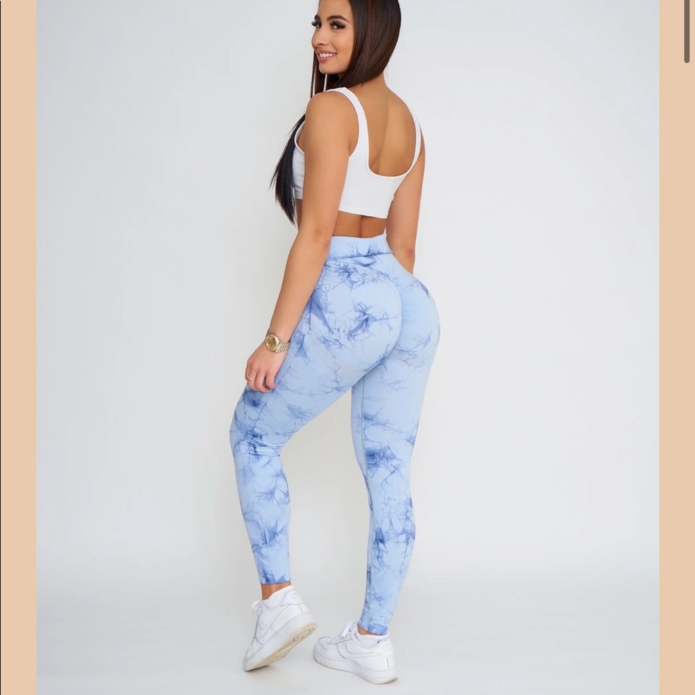 Pchee bum blue tie dye leggings